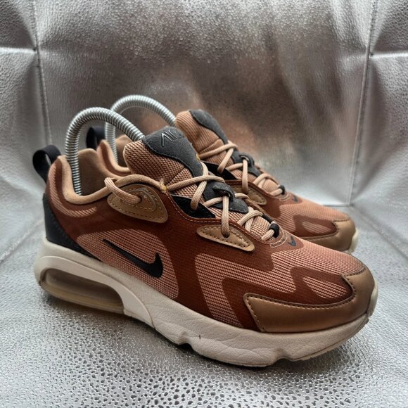 Size 6.5 Nike Air Max 200 Womens Holiday Sparkle Metallic Red Sneaker CT1185-900 - Picture 1 of 10